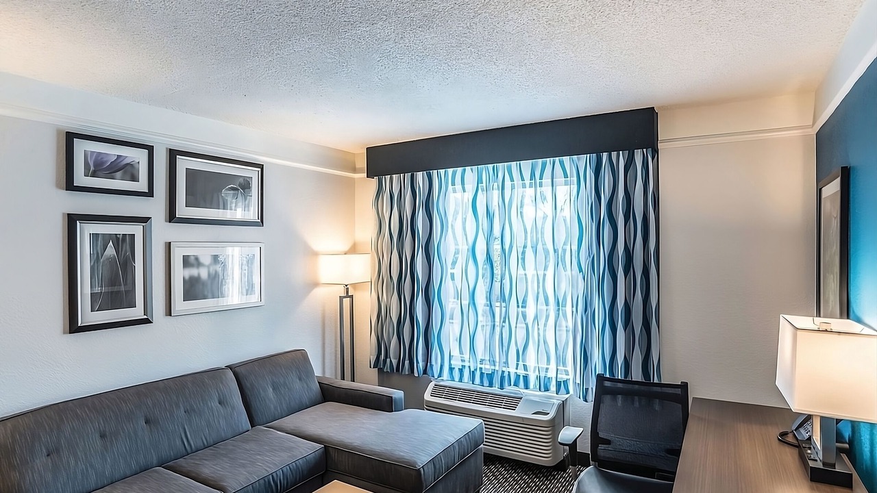Photo of Livingroom in Ahwatukee Foothills