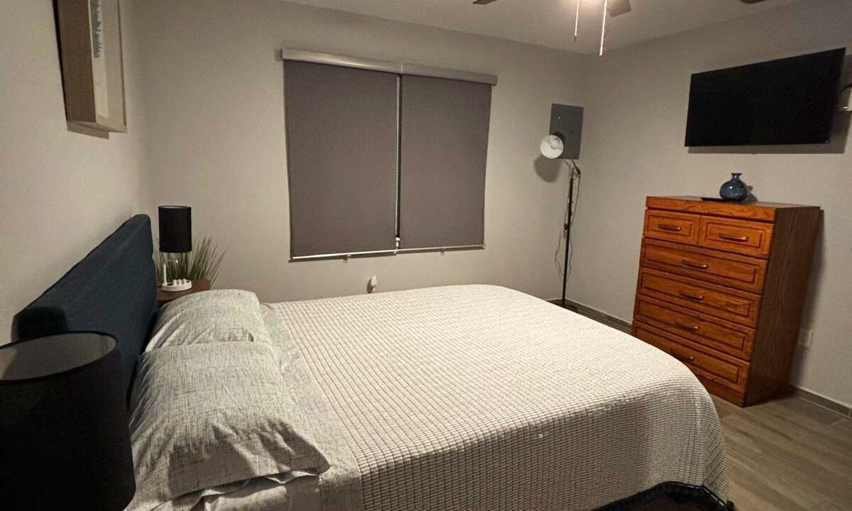 Photo of Bedroom in Edinburg