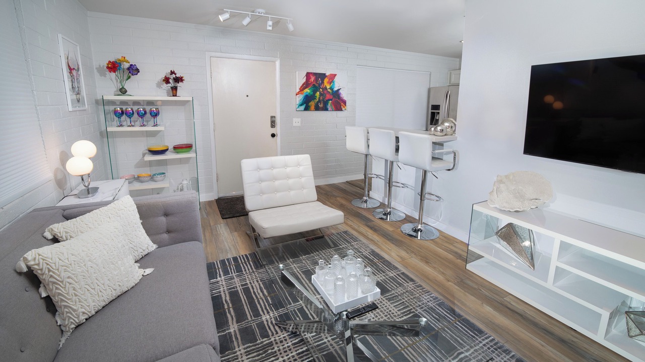 Photo of Livingroom in Camelback East