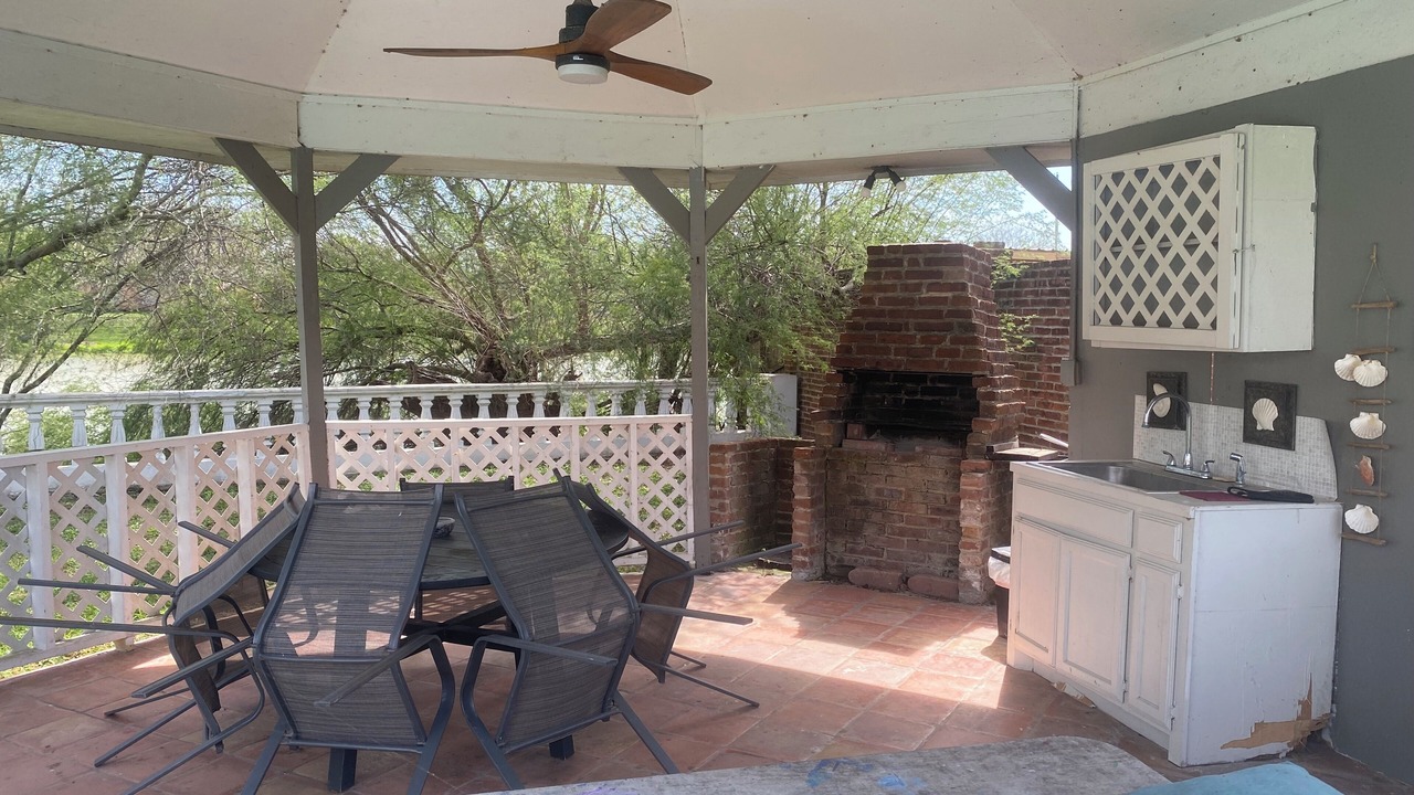 Photo of Outdoor in Brownsville