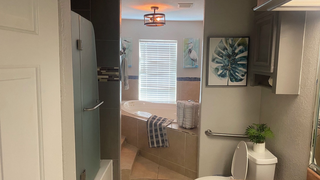Photo of Bathroom in Brownsville