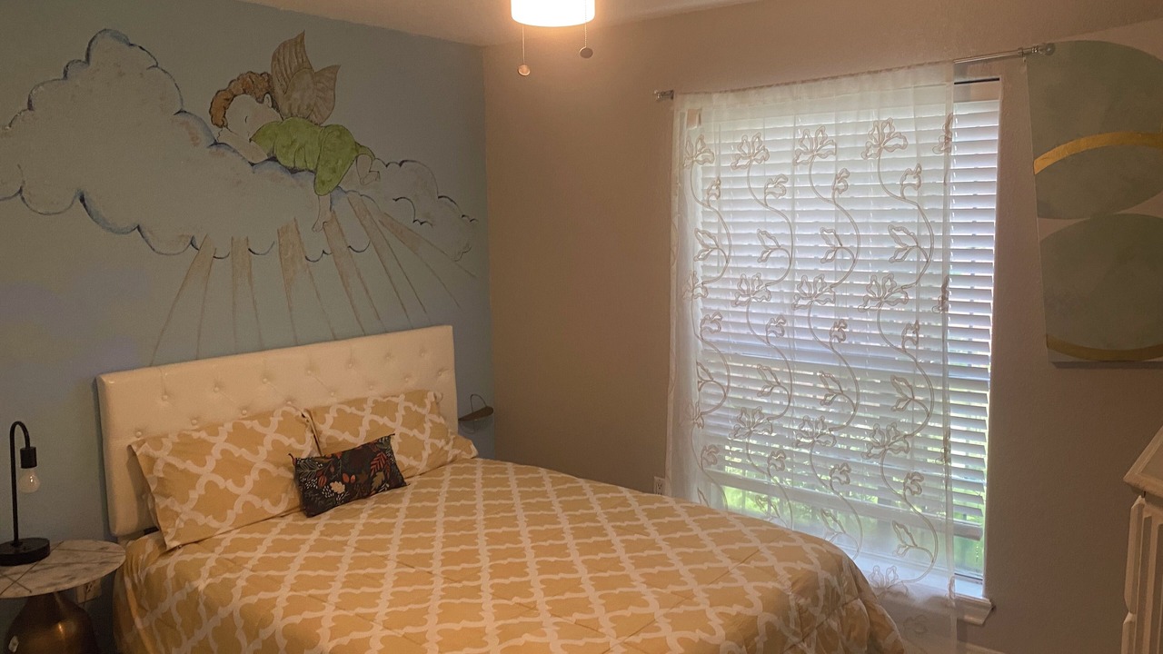 Photo of Bedroom in Brownsville