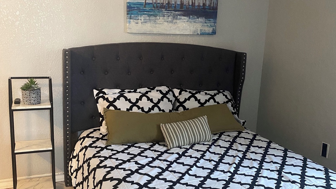 Photo of Bedroom in Brownsville