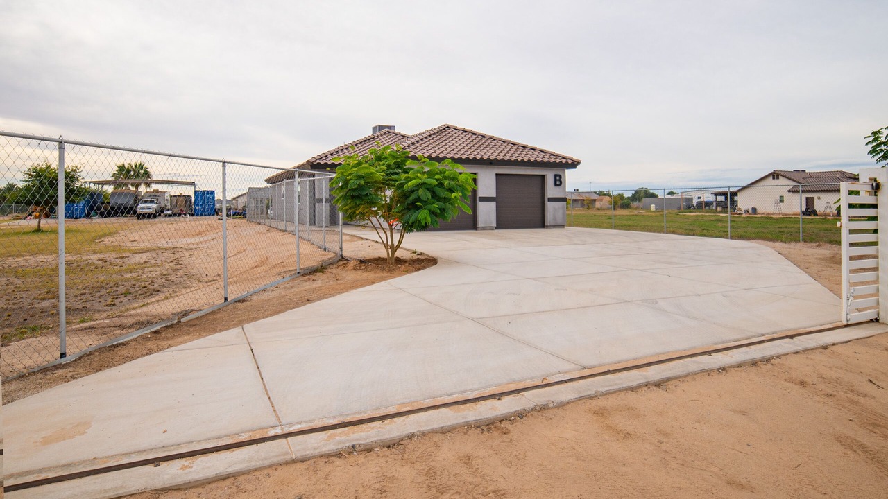 Photo of Outdoor in Yuma Corona