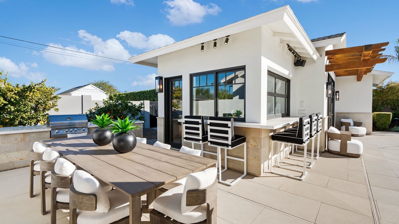 Photo of Outdoor in Arcadia Manors