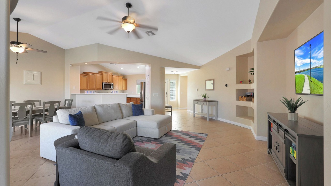 Photo of Livingroom in Goodyear