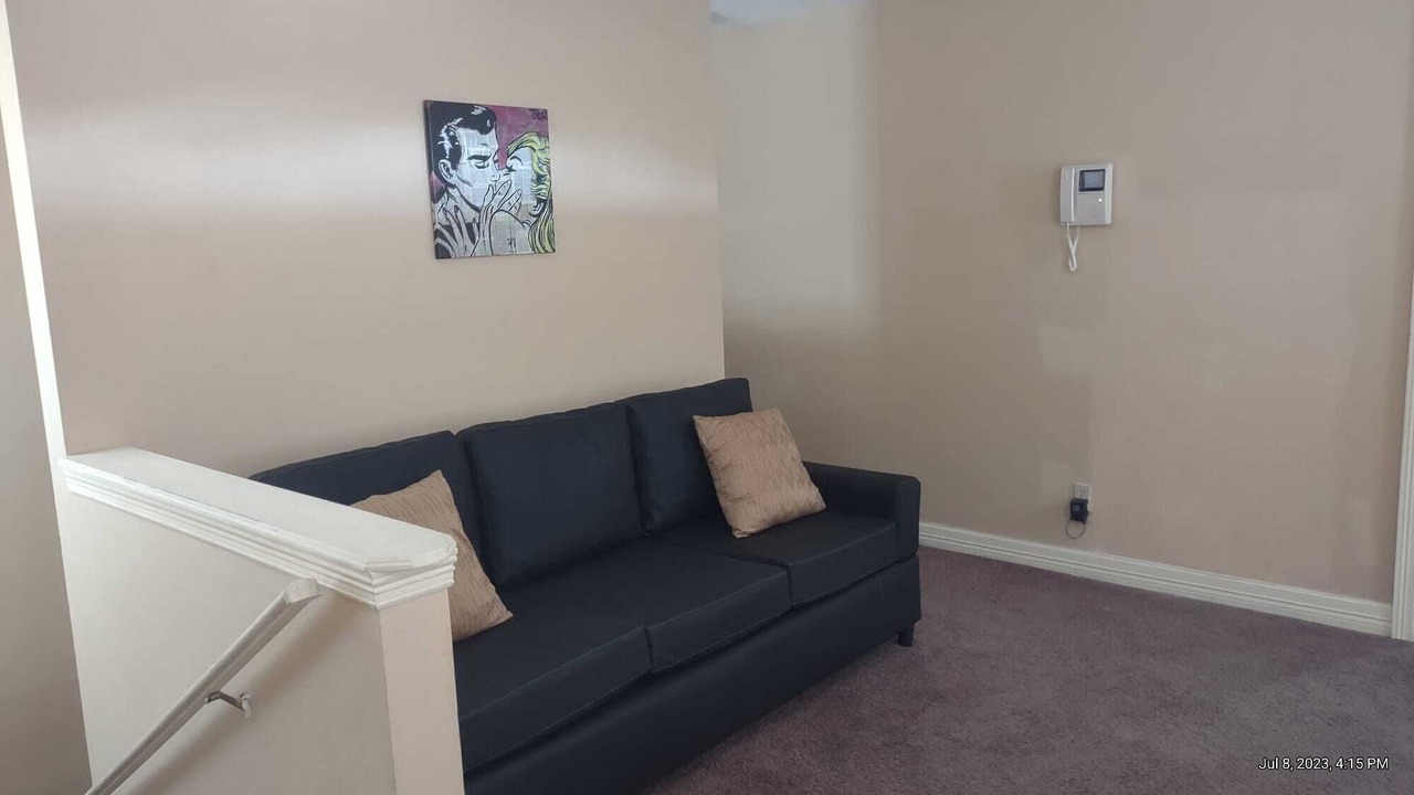Photo of Livingroom in Brownsville