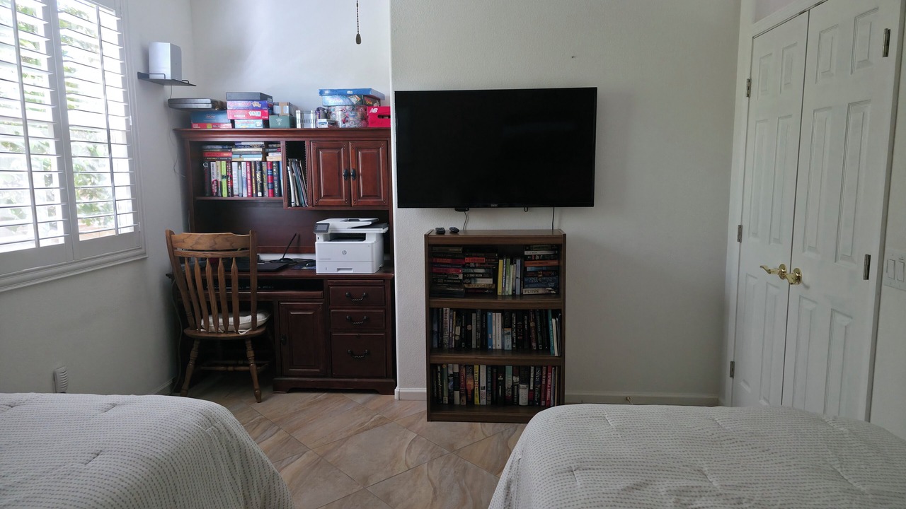 Photo of Bedroom in Saddlebrooke