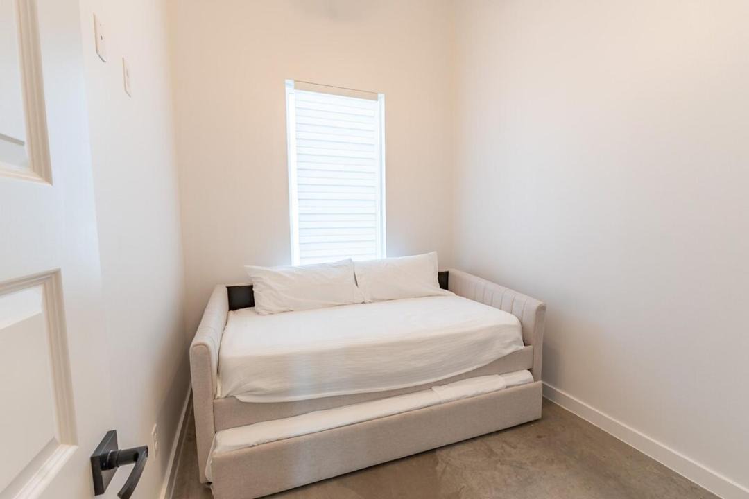 Photo of Bedroom in Pharr