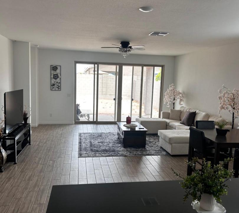 Photo of Livingroom in Estrella Village