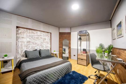 Photo of Bedroom in Anahuac