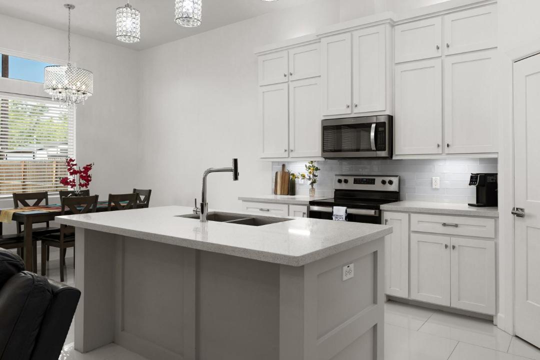 Photo of Kitchen in Edinburg