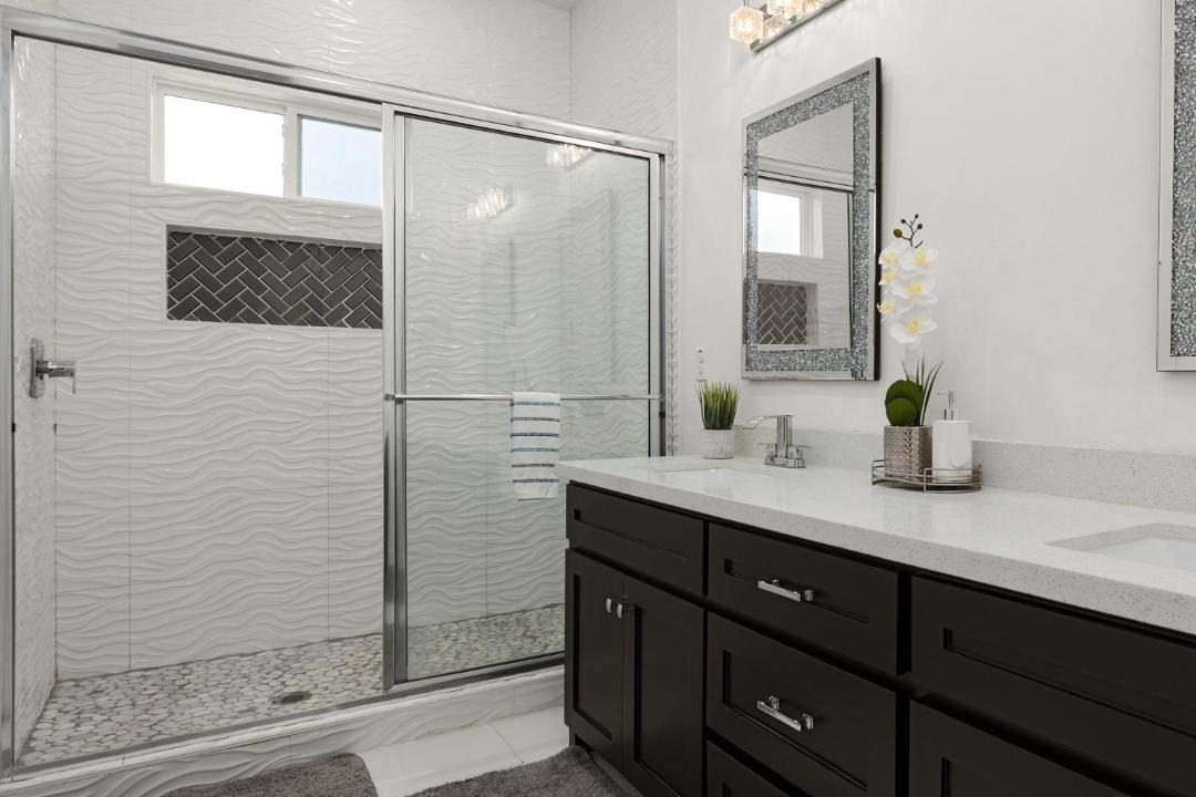 Photo of Bathroom in Edinburg