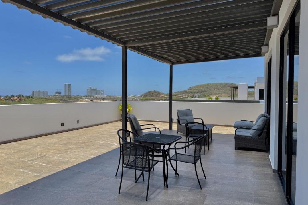 Photo of Patio Balcony in Villa Marina