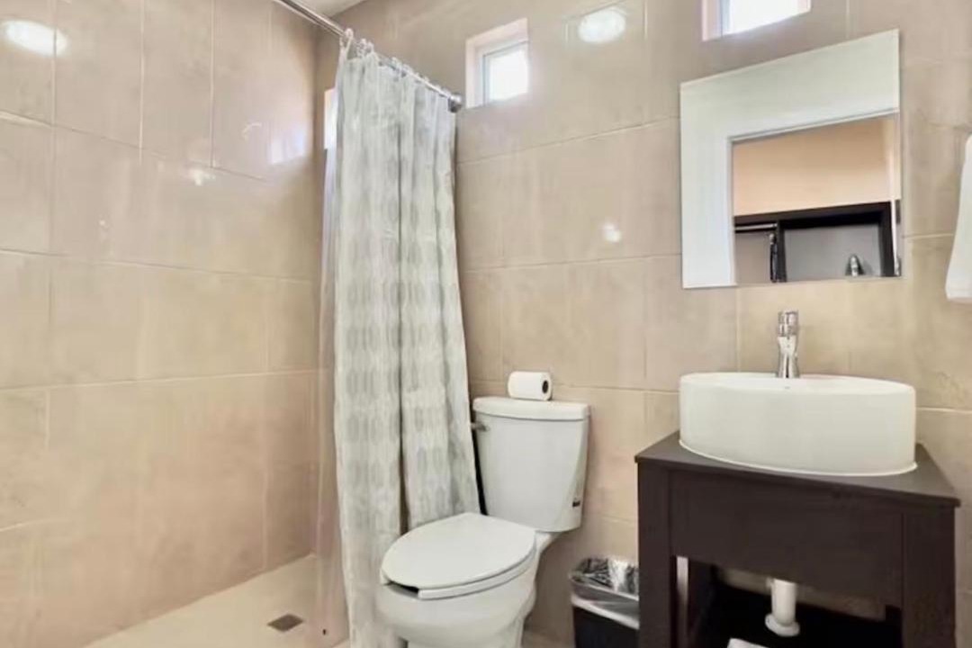 Photo of Bathroom in La Joya