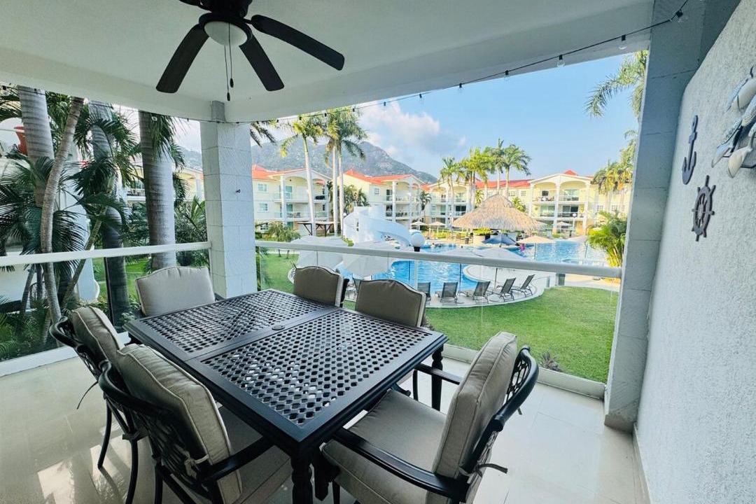 Photo of Patio Balcony in Puerto Marques