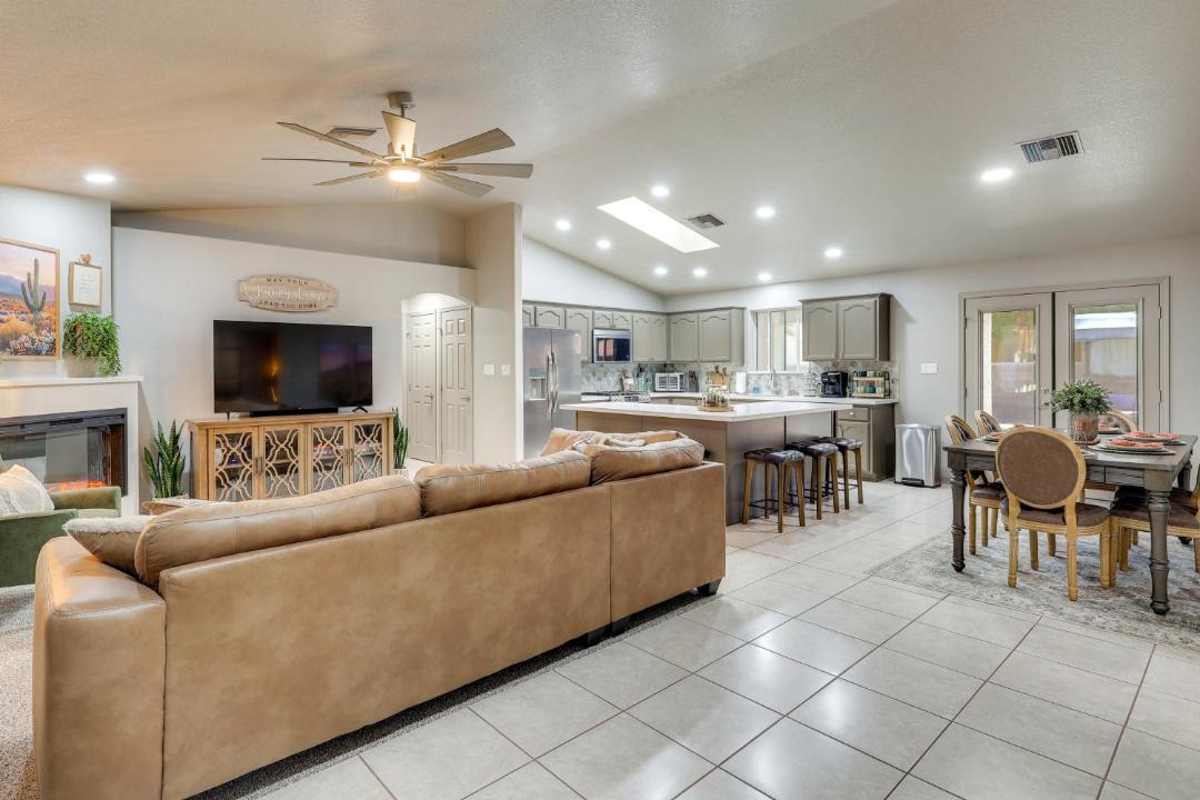 Photo of Others in Mesa Del Sol