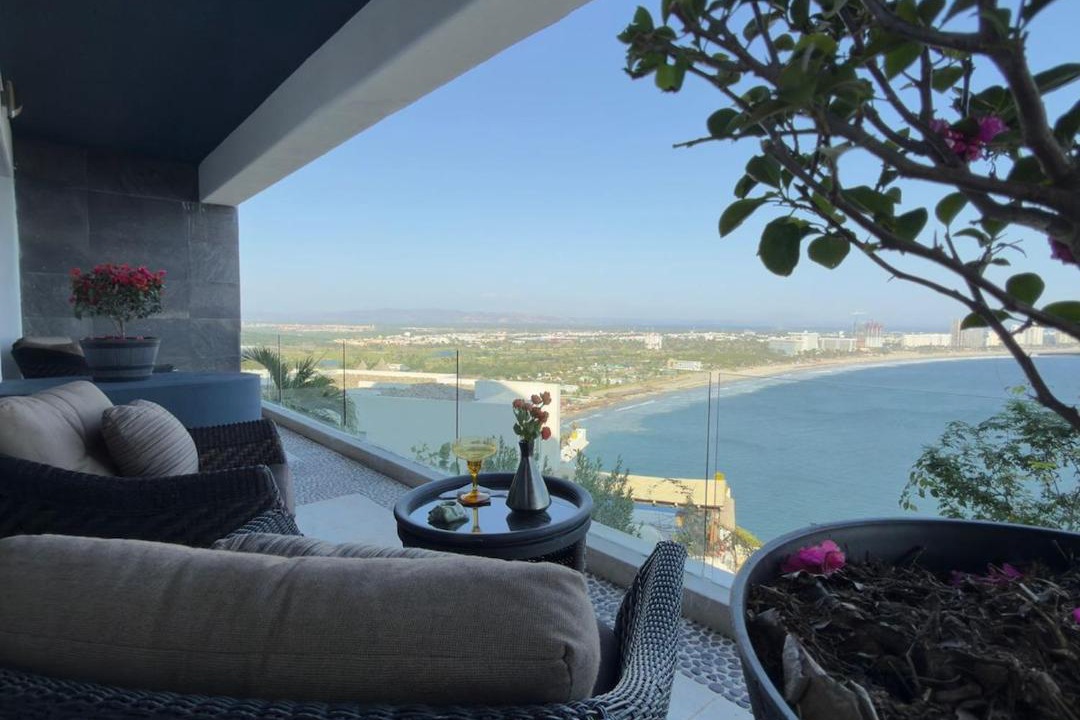 Photo of Patio Balcony in Puerto Marques