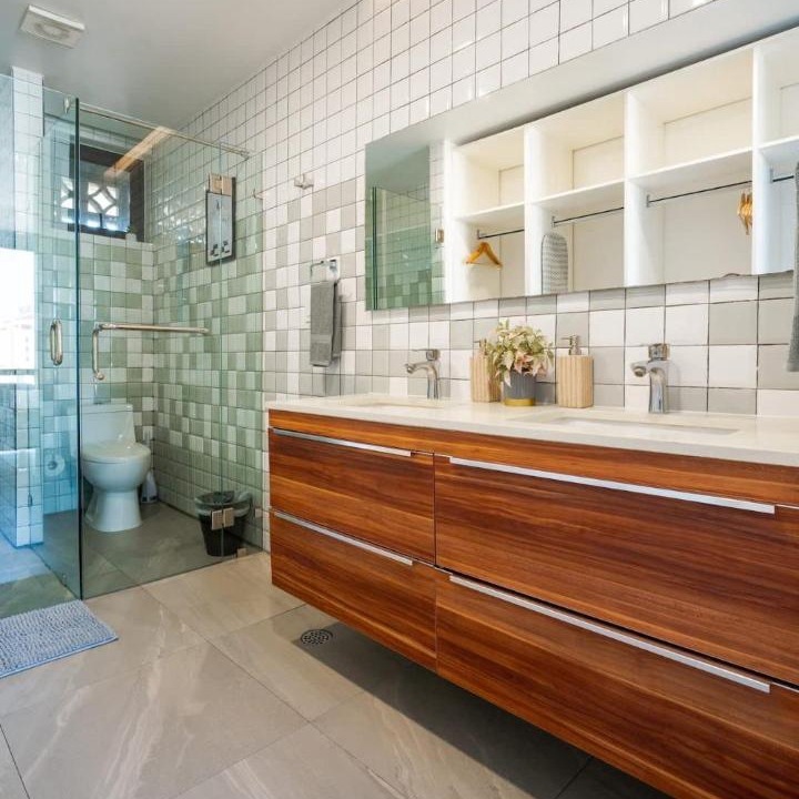 Photo of Bathroom in Avenida Revolucion