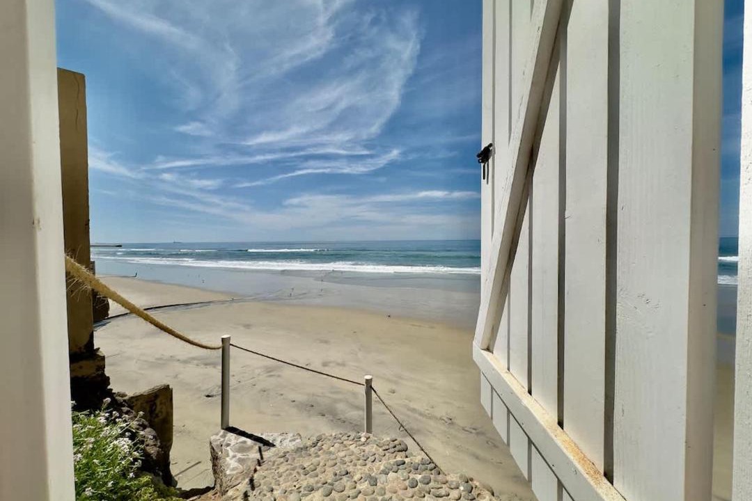 Photo of Others in San Antonio del Mar