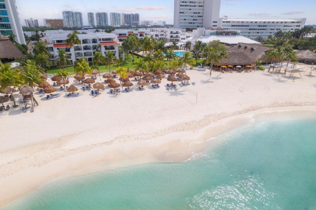 Photo of Others in Punta Cancun