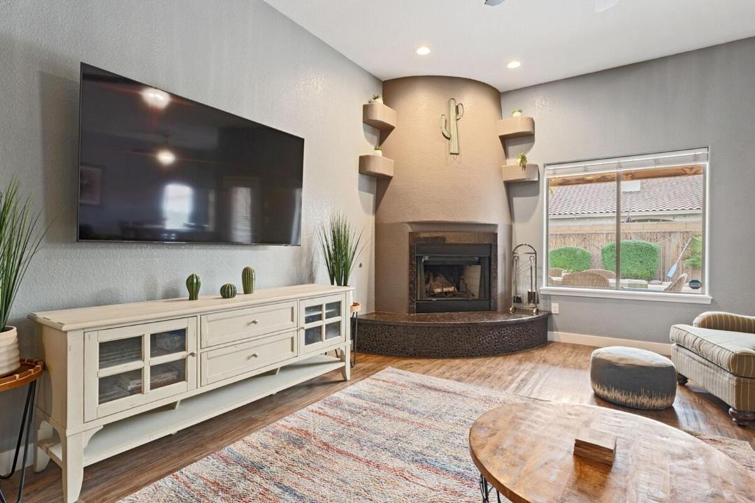 Photo of Livingroom in Yuma East Estates