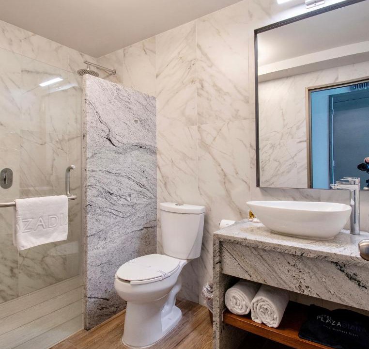 Photo of Bathroom in Zona Minerva