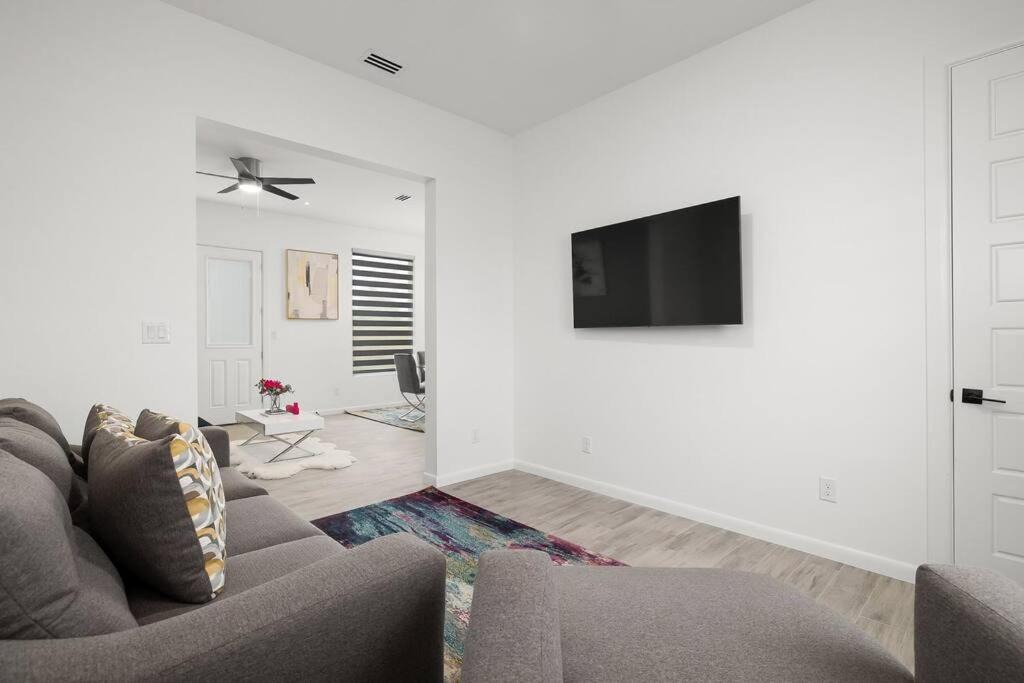 Photo of Livingroom in McAllen