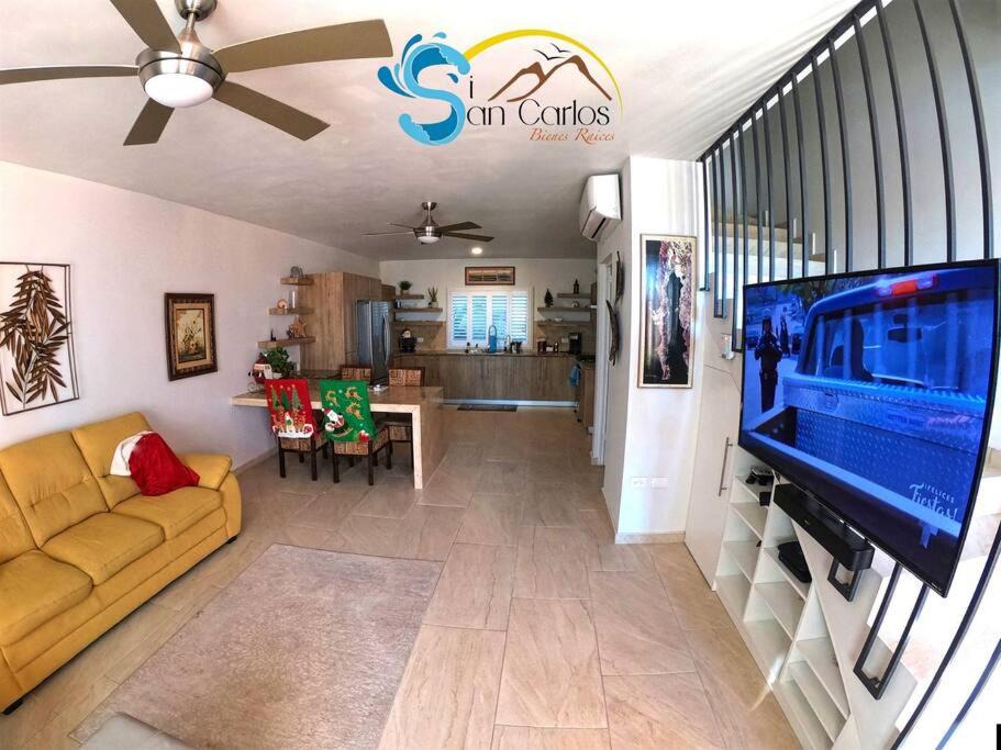 Photo of Livingroom in San Carlos
