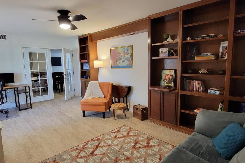 Photo of Livingroom in Palo Verde