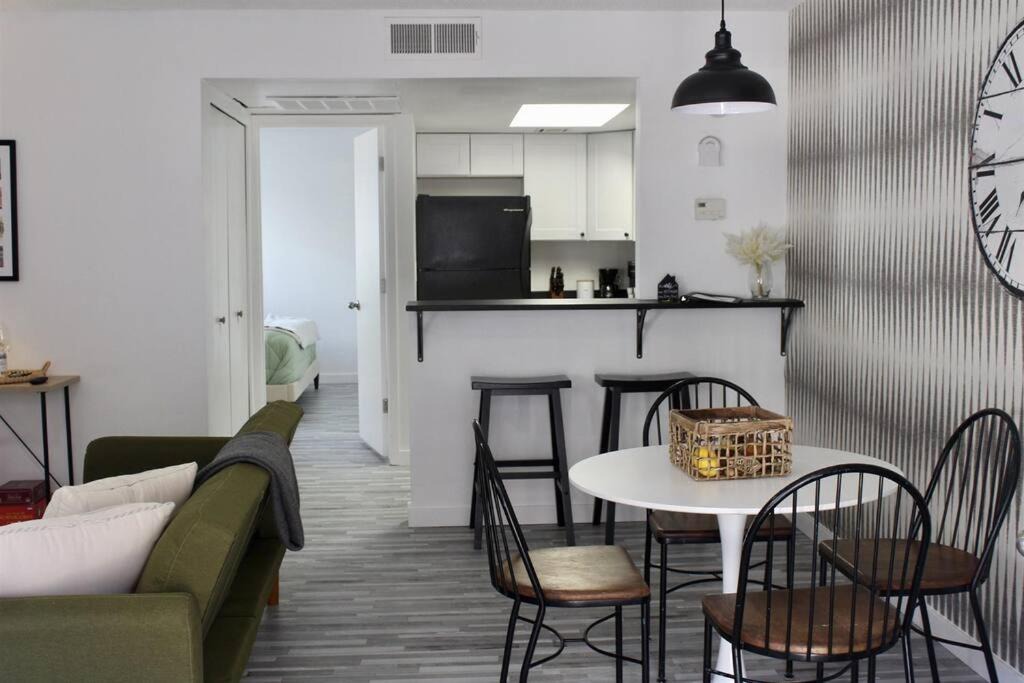 Photo of Livingroom in Riverside
