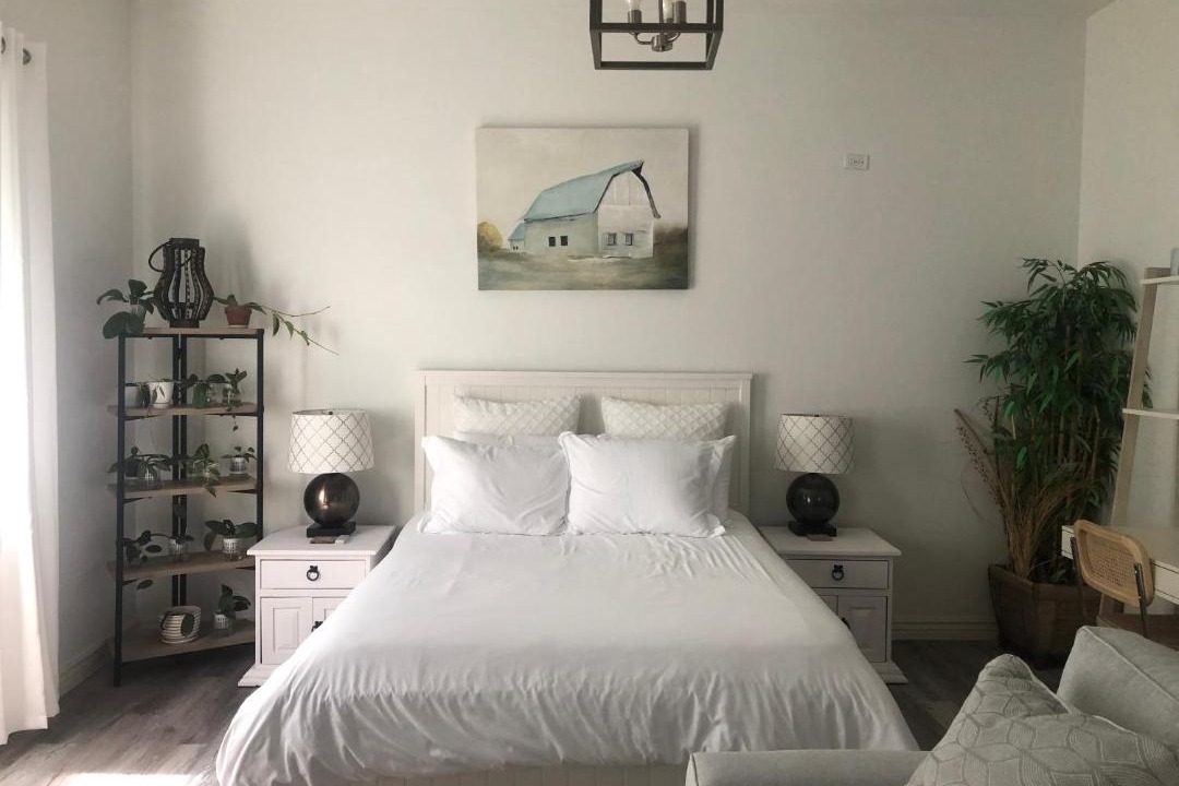 Photo of Bedroom in Palm Valley
