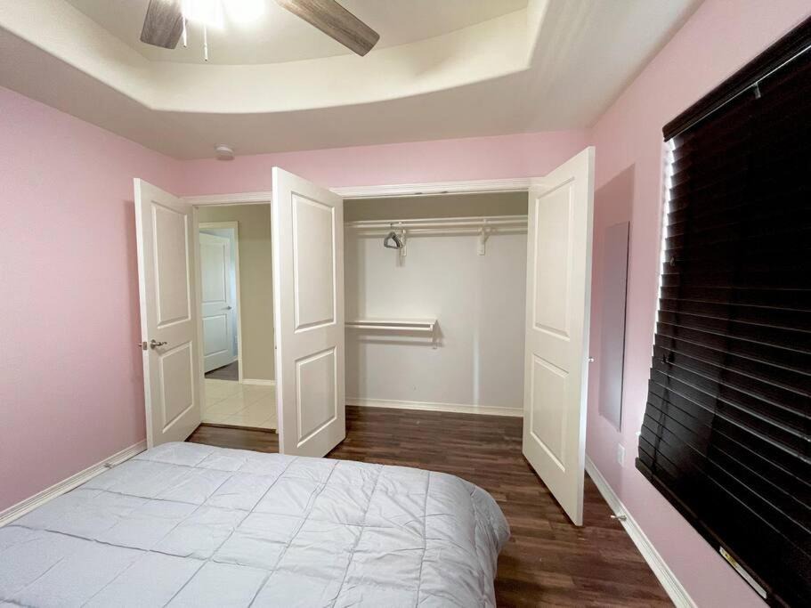 Photo of Bedroom in Pharr