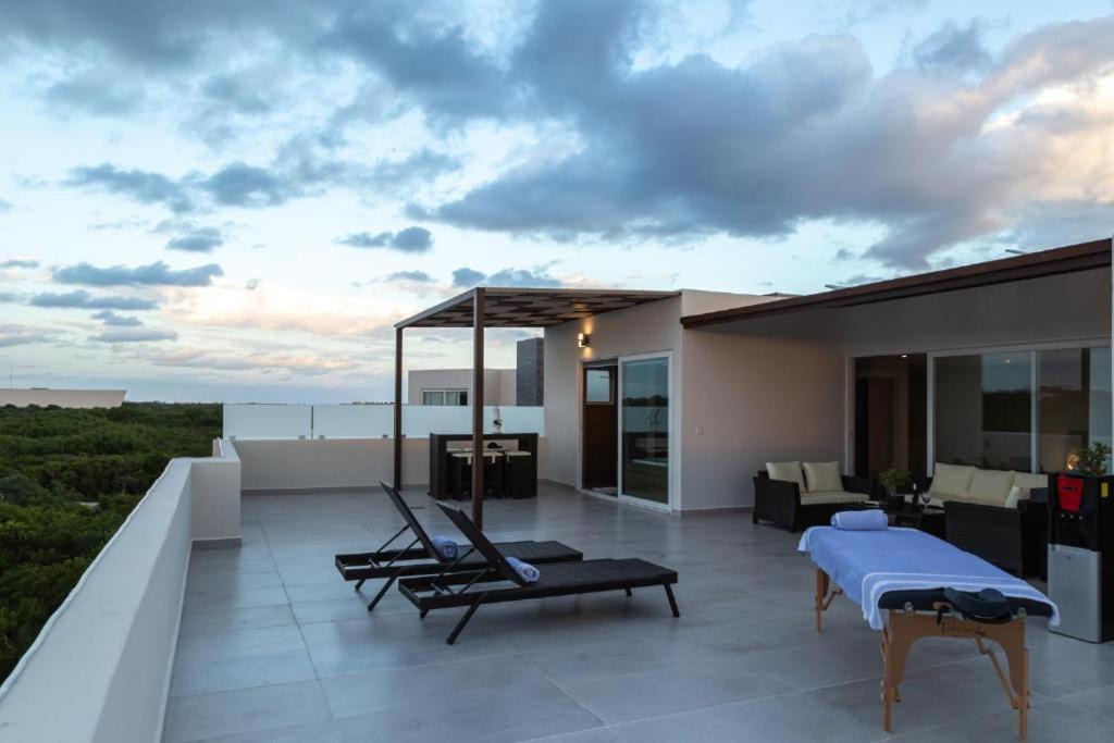 Photo of Patio Balcony in Akumal