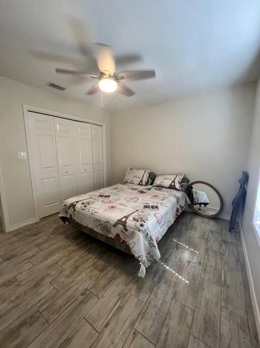 Photo of Bedroom in Harlingen