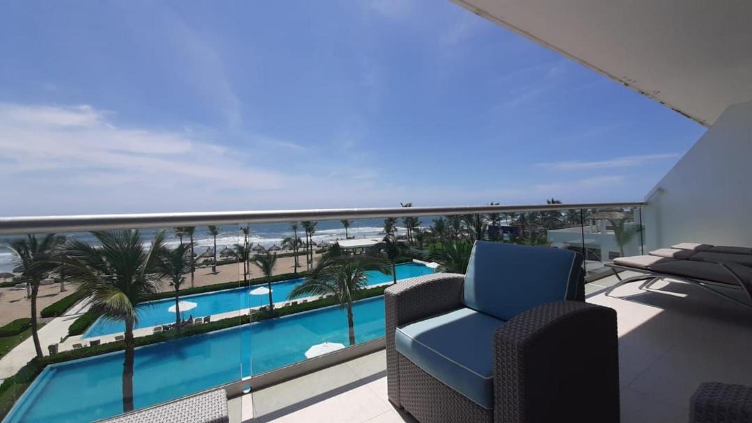 Photo of Patio Balcony in Cerritos