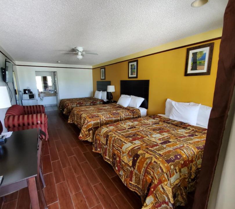 Photo of Bedroom in Raymondville