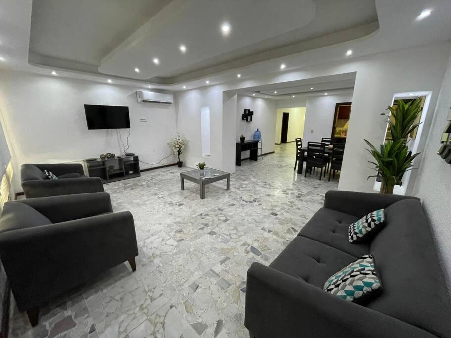 Photo of Livingroom in Lomas de Mazatlan