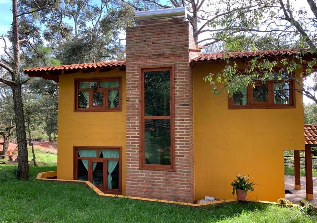 Photo of Buildings in Mazamitla