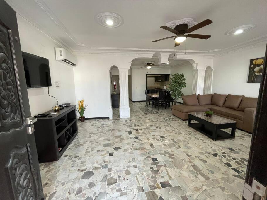 Photo of Livingroom in Lomas de Mazatlan