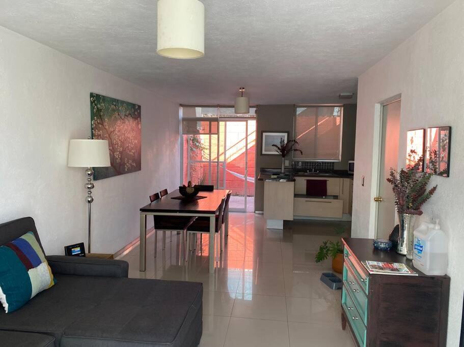 Photo of Livingroom in Tlaquepaque