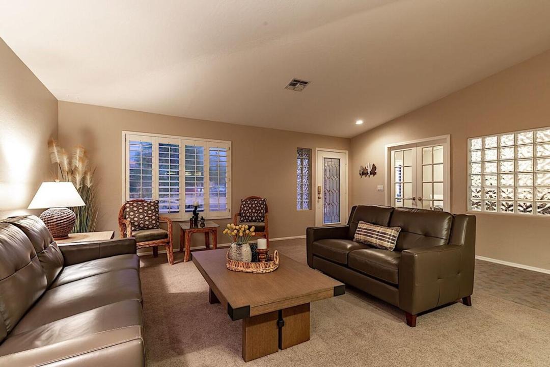 Photo of Livingroom in Estrella Mountain Ranch