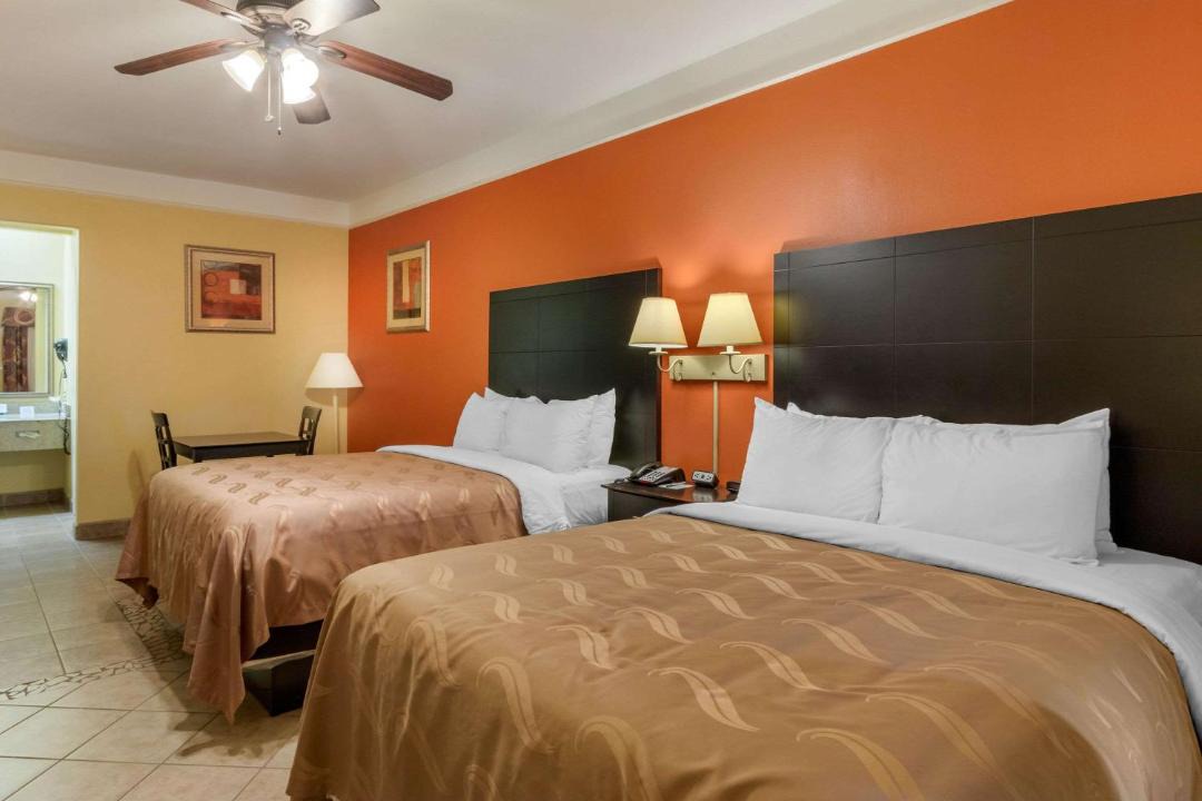 Photo of Bedroom in Mercedes