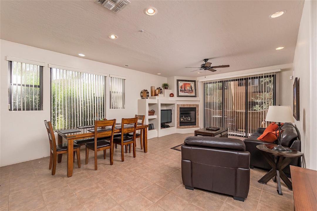 Photo of Livingroom in Troon North
