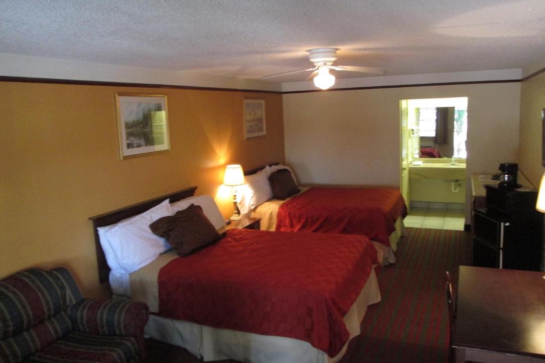 Photo of Bedroom in Raymondville
