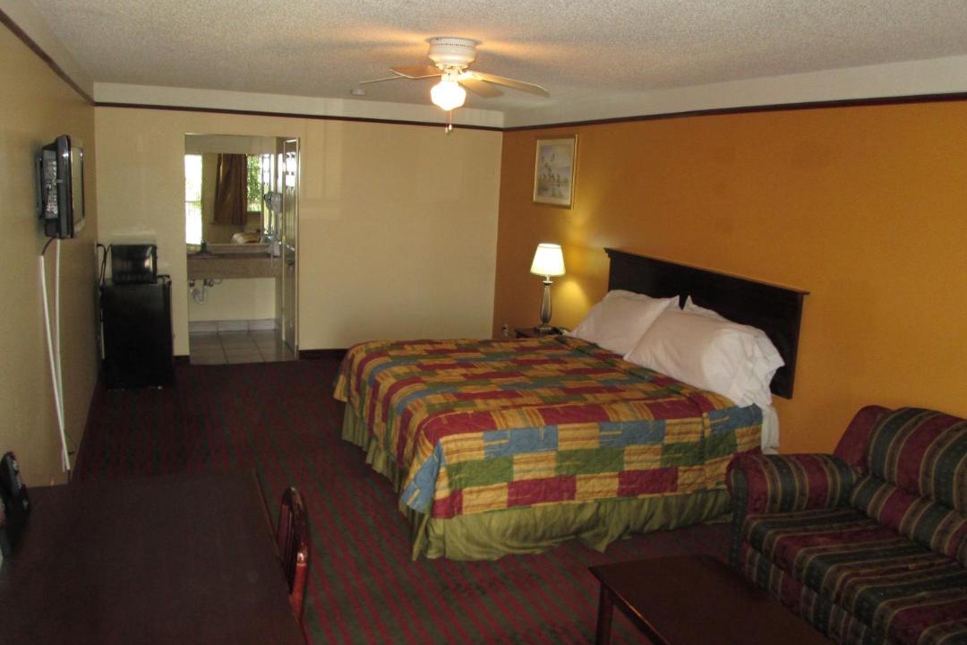 Photo of Bedroom in Raymondville