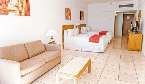 Superior Room, Multiple Beds, Ocean View