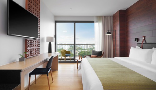 Standard Room, 1 King Bed (High Floor)