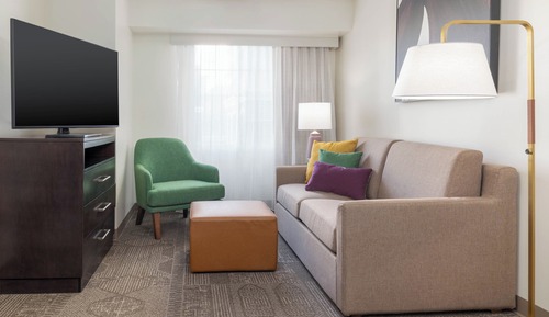 Suite, 2 Bedrooms, Kitchen