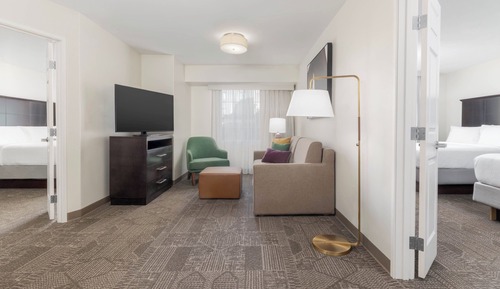 Suite, 2 Bedrooms, Kitchen